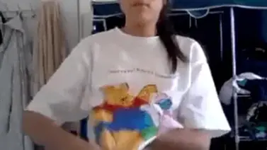 Gadis ABG Cantik Pasrah Digenjot Di Kasur poster