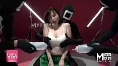 Gadis Cantik Pasrah Digenjot Sampai Squirt poster